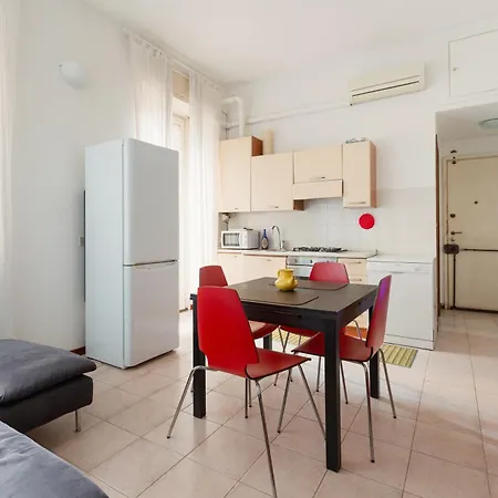 Cosy With Balcony Appartement Milan
